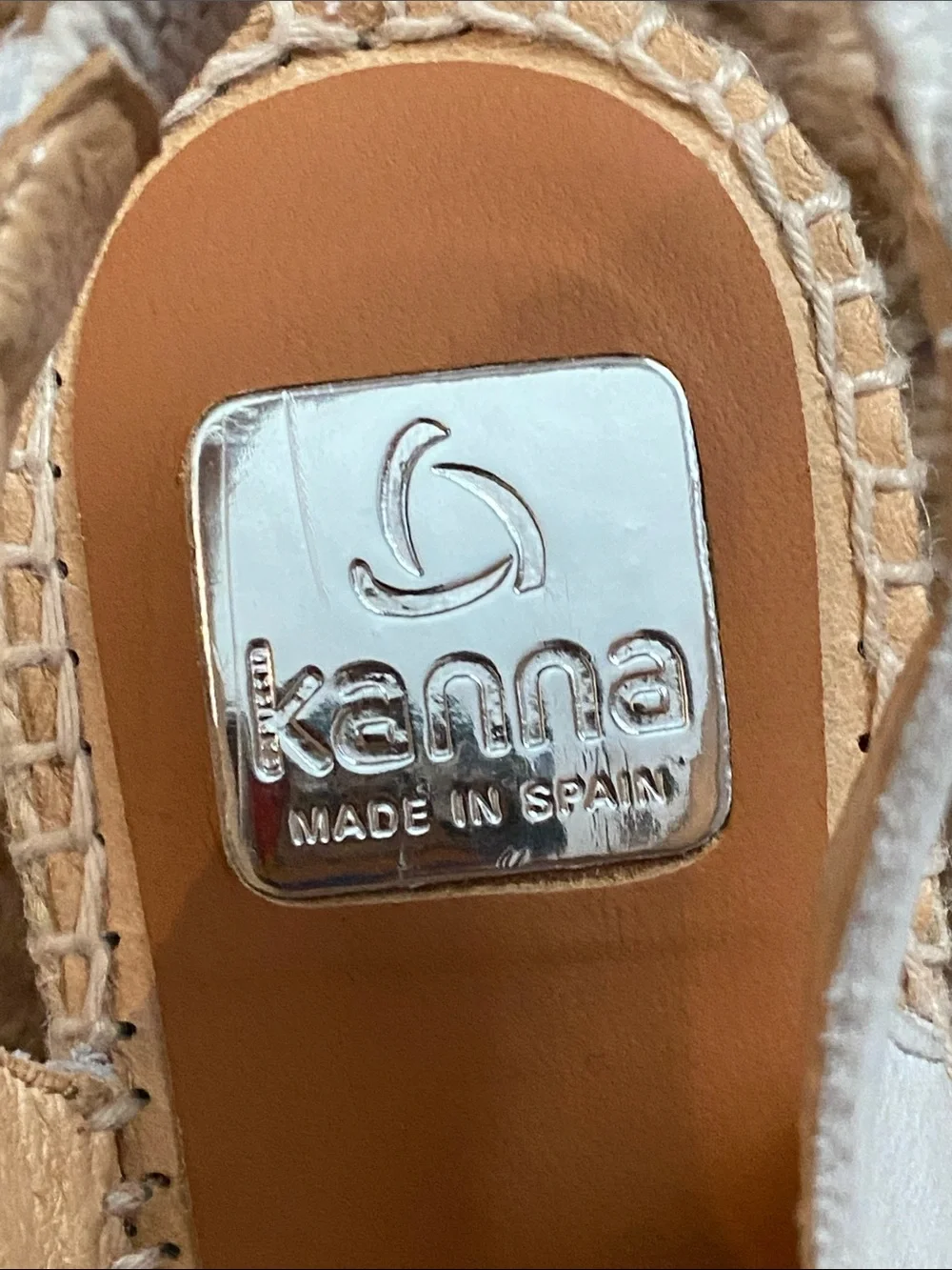 kanna cream leather